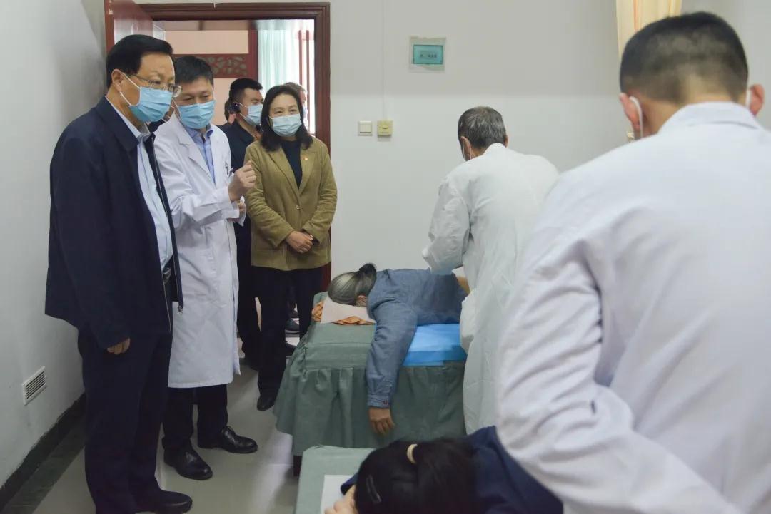 全国政协常委、河南省政协副主席高体健带队到我院调研