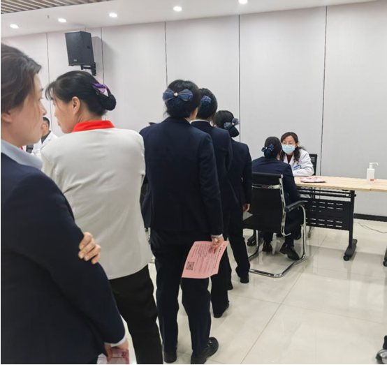 中医药文化下基层   健康小屋伴您行——郑州市政务服务中心义诊讲座活动成功举行
