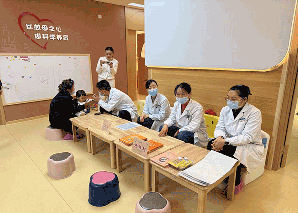 “杏林护苗·春生计划”——莲心托育中心义诊活动温暖启幕