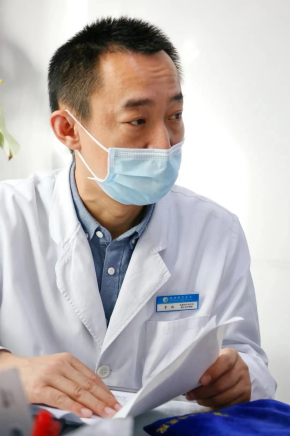 【杏林仁医】乳腺科主任李政:有超多“粉丝”的李医生