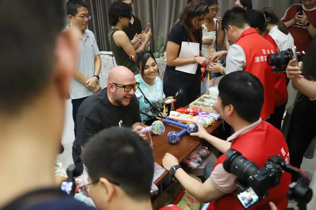 微信图片_20250917104352.jpg 微信图片_20250917104352.jpg